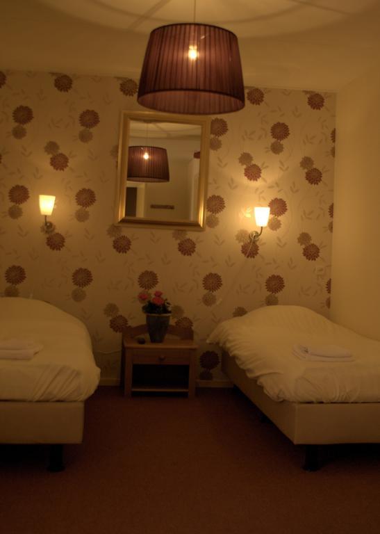 Hotel "De Steenen Man" Zurich Екстер'єр фото